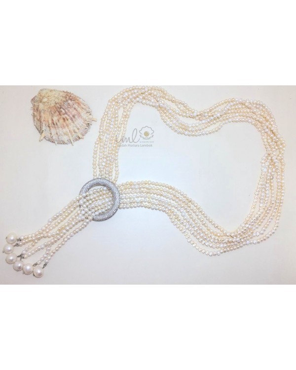 LIONA NECKLACE 